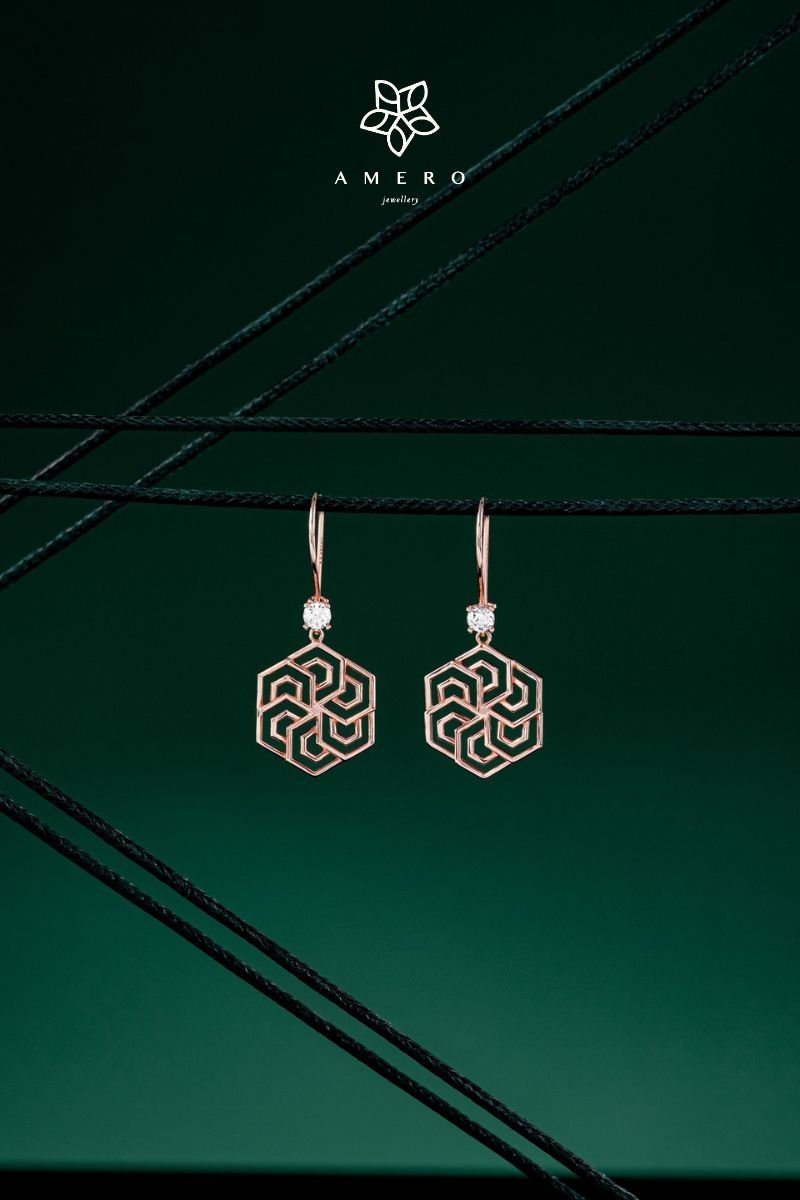 model anting emas simple elegan